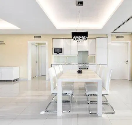 White Luxury *