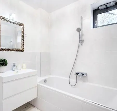 Apartament White Luxury Ostrzyhom